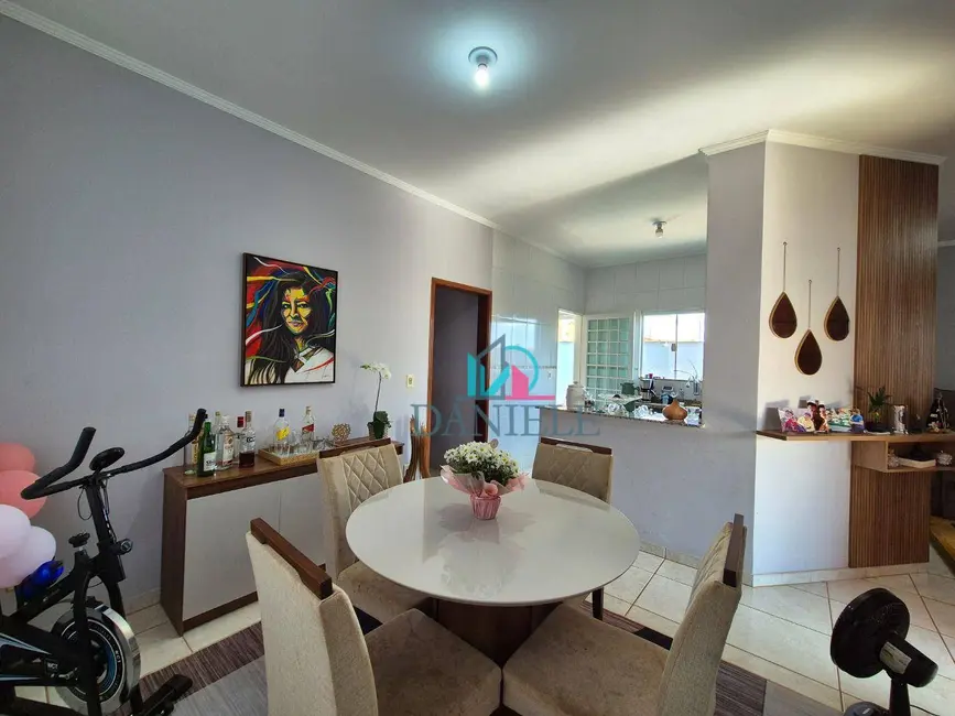 Foto 7 de Casa com 3 quartos à venda, 295m2 em Residencial Cambuy, Araraquara - SP