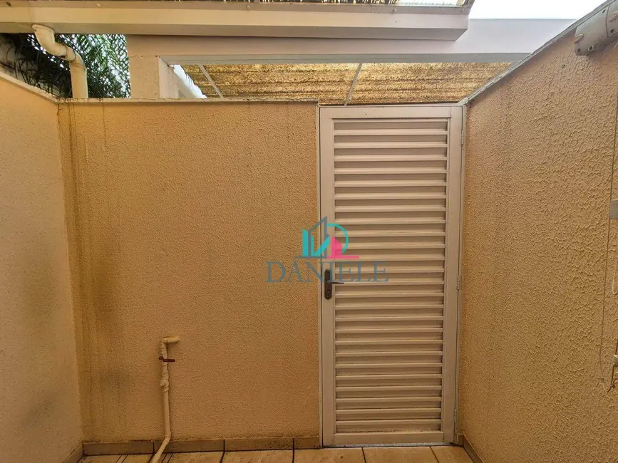 Casa de Condomínio com 3 quartos à venda, 227m2 em Jardim Santa Angelina, Araraquara - SP - imagem 8 Foto 8 de Casa de Condomínio com 3 quartos à venda, 227m2 em Jardim Santa Angelina, Araraquara - SP