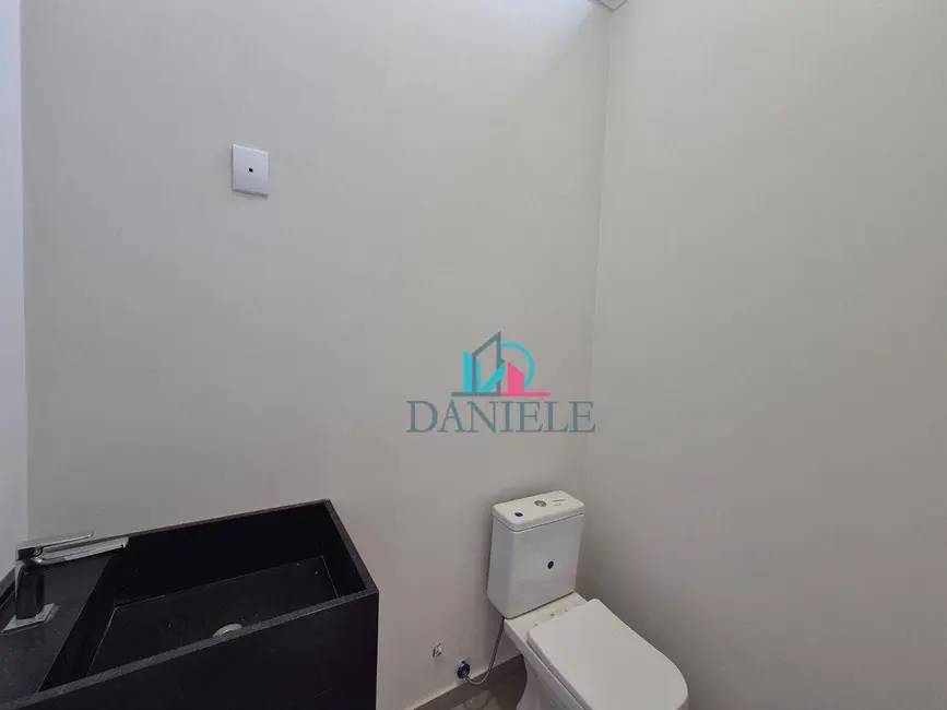 Foto 3 de Casa de Condomínio com 3 quartos à venda, 275m2 em Parque Residencial Damha, Araraquara - SP