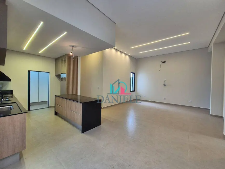 Foto 9 de Casa de Condomínio com 3 quartos à venda, 275m2 em Parque Residencial Damha, Araraquara - SP