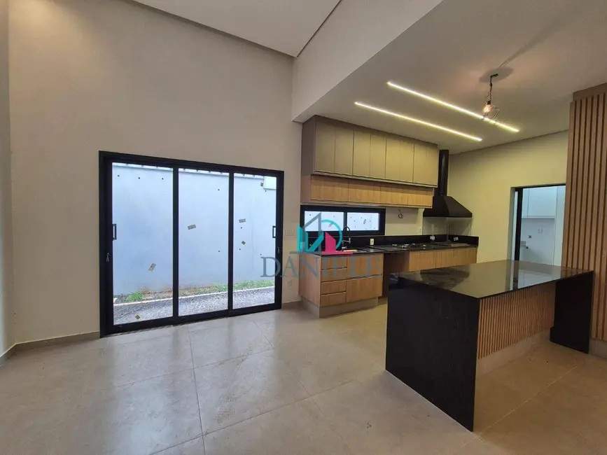 Foto 7 de Casa de Condomínio com 3 quartos à venda, 275m2 em Parque Residencial Damha, Araraquara - SP