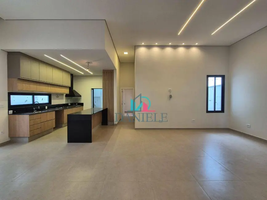 Foto 4 de Casa de Condomínio com 3 quartos à venda, 275m2 em Parque Residencial Damha, Araraquara - SP