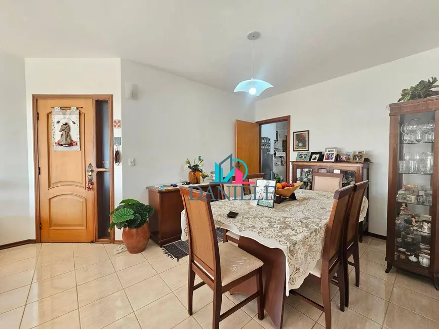 Apartamento com 4 quartos à venda, 213m2 em Araraquara - SP - imagem 5 Foto 5 de Apartamento com 4 quartos à venda, 213m2 em Araraquara - SP