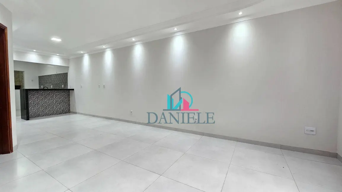 Casa com 2 quartos à venda, 154m2 em Residencial Stephanie Merissa, Araraquara - SP - imagem 4 Foto 4 de Casa com 2 quartos à venda, 154m2 em Residencial Stephanie Merissa, Araraquara - SP
