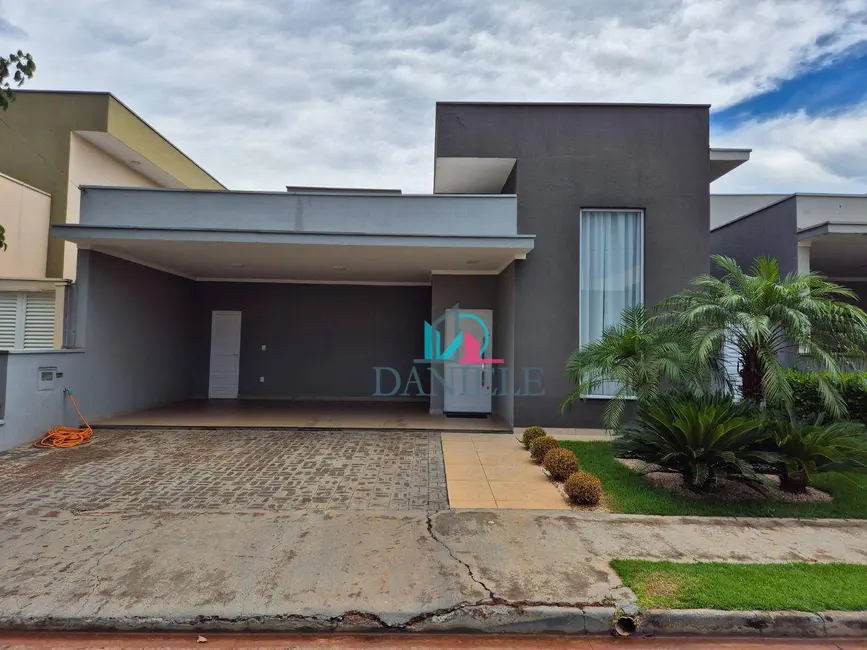 Casa de Condomínio com 3 quartos à venda, 300m2 em Jardim Salto Grande, Araraquara - SP - imagem 2 Foto 2 de Casa de Condomínio com 3 quartos à venda, 300m2 em Jardim Salto Grande, Araraquara - SP