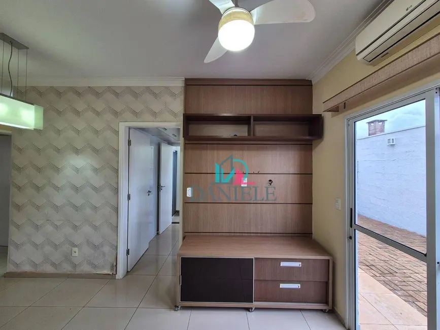Casa de Condomínio com 2 quartos à venda, 202m2 em Jardim Almeida, Araraquara - SP - imagem 3 Foto 3 de Casa de Condomínio com 2 quartos à venda, 202m2 em Jardim Almeida, Araraquara - SP