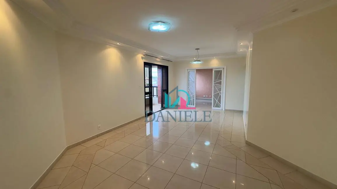 Apartamento com 3 quartos à venda, 266m2 em Centro, Araraquara - SP - imagem 2 Foto 2 de Apartamento com 3 quartos à venda, 266m2 em Centro, Araraquara - SP