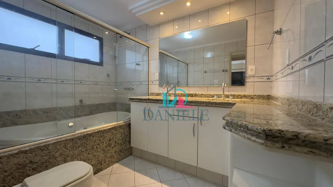 Apartamento com 3 quartos à venda, 266m2 em Centro, Araraquara - SP - imagem 9 Foto 9 de Apartamento com 3 quartos à venda, 266m2 em Centro, Araraquara - SP