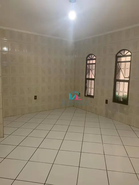 Casa com 4 quartos à venda, 250m2 em Jardim Eliana, Araraquara - SP - imagem 5 Foto 5 de Casa com 4 quartos à venda, 250m2 em Jardim Eliana, Araraquara - SP