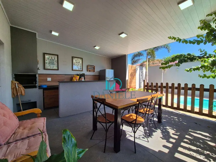 Foto 1 de Casa de Condomínio com 2 quartos à venda, 270m2 em Jardim Maria Luiza IV, Araraquara - SP