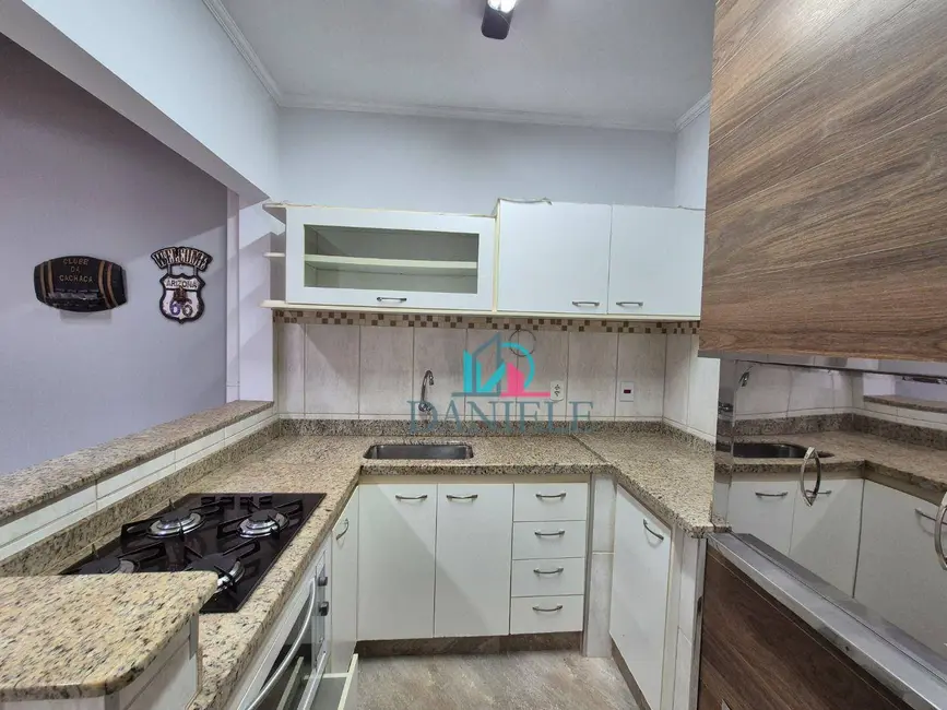 Casa com 3 quartos à venda, 295m2 em Residencial Cambuy, Araraquara - SP - imagem 7 Foto 7 de Casa com 3 quartos à venda, 295m2 em Residencial Cambuy, Araraquara - SP