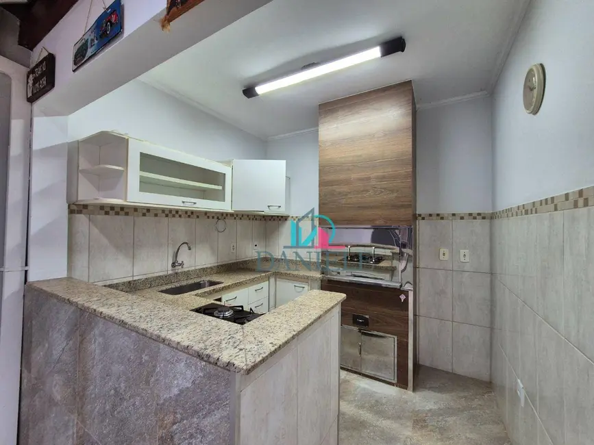 Casa com 3 quartos à venda, 295m2 em Residencial Cambuy, Araraquara - SP - imagem 6 Foto 6 de Casa com 3 quartos à venda, 295m2 em Residencial Cambuy, Araraquara - SP