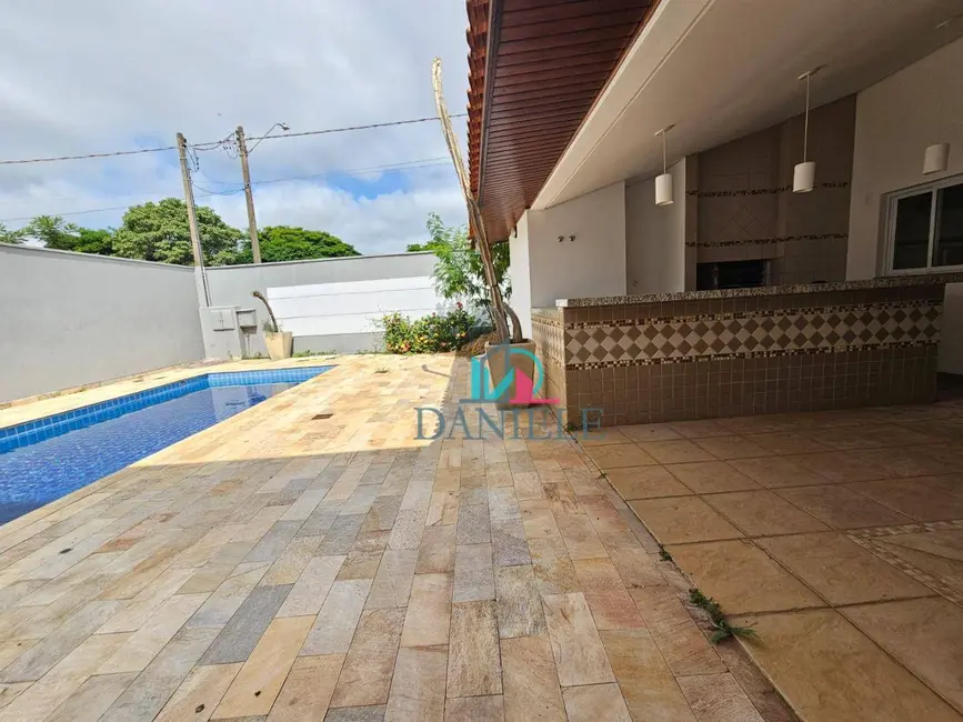 Casa de Condomínio com 4 quartos à venda, 508m2 em Parque Residencial Damha, Araraquara - SP - imagem 9 Foto 9 de Casa de Condomínio com 4 quartos à venda, 508m2 em Parque Residencial Damha, Araraquara - SP
