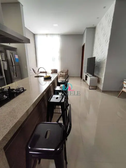 Casa de Condomínio com 3 quartos à venda, 245m2 em Araraquara - SP - imagem 9 Foto 9 de Casa de Condomínio com 3 quartos à venda, 245m2 em Araraquara - SP