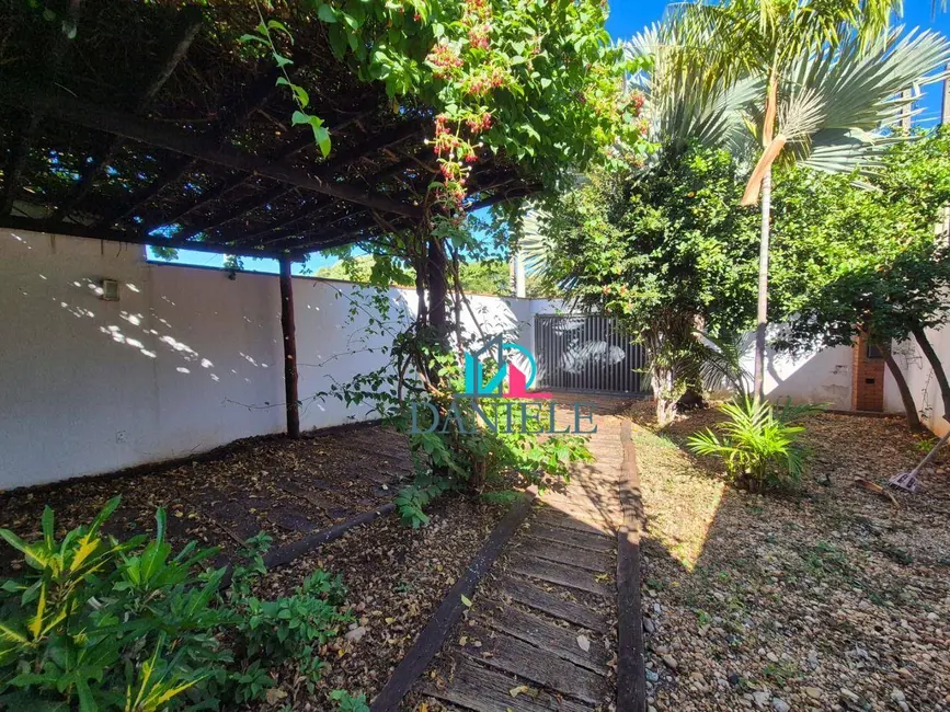 Foto 8 de Casa com 2 quartos à venda, 198m2 em Jardim Maria Luiza IV, Araraquara - SP