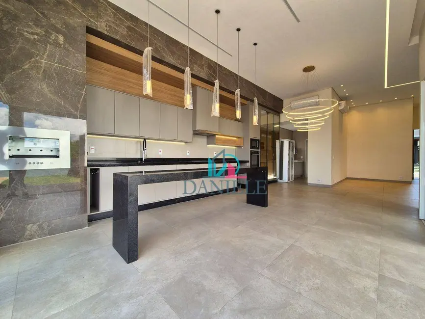 Casa de Condomínio com 3 quartos à venda, 596m2 em Condomínio Buona Vita, Araraquara - SP - imagem 4 Foto 4 de Casa de Condomínio com 3 quartos à venda, 596m2 em Condomínio Buona Vita, Araraquara - SP