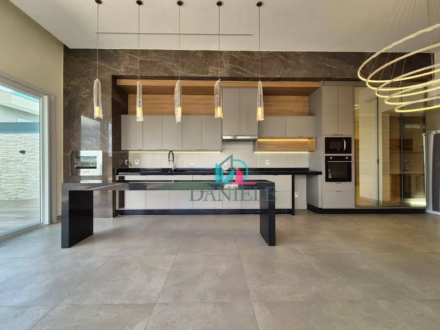 Casa de Condomínio com 3 quartos à venda, 596m2 em Condomínio Buona Vita, Araraquara - SP - imagem 3 Foto 3 de Casa de Condomínio com 3 quartos à venda, 596m2 em Condomínio Buona Vita, Araraquara - SP