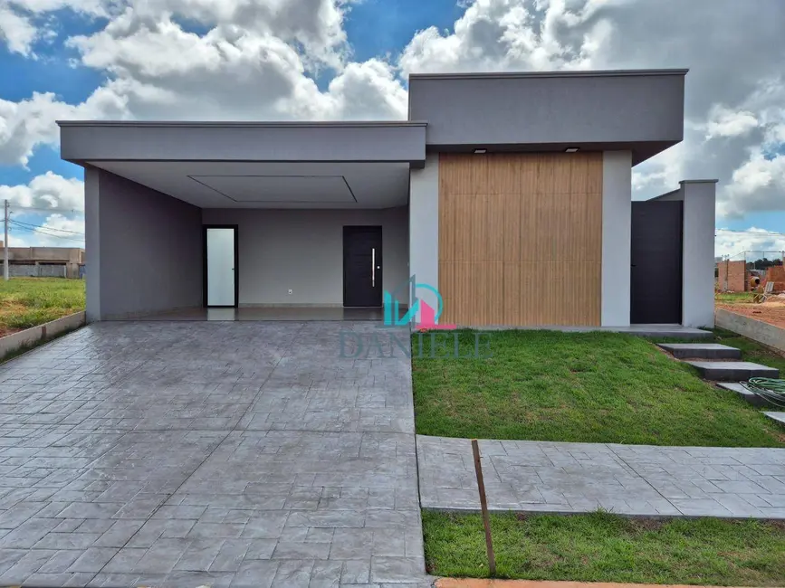 Foto 1 de Casa de Condomínio com 3 quartos à venda, 288m2 em Parque Residencial Damha, Araraquara - SP