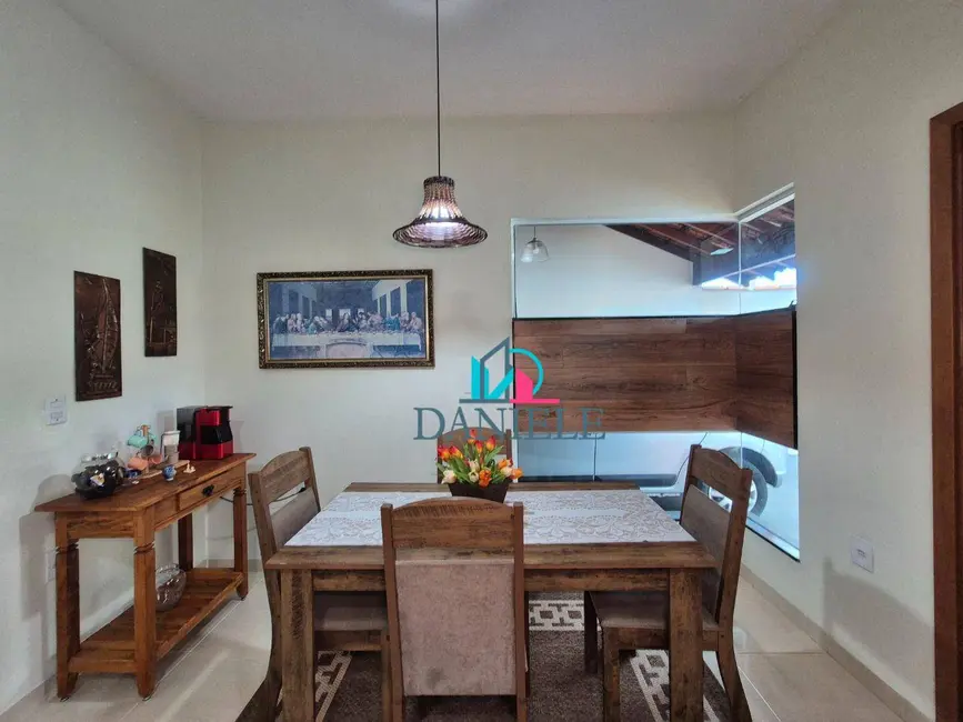 Casa com 2 quartos à venda, 300m2 em Jardim Águas do Paiol, Araraquara - SP - imagem 4 Foto 4 de Casa com 2 quartos à venda, 300m2 em Jardim Águas do Paiol, Araraquara - SP
