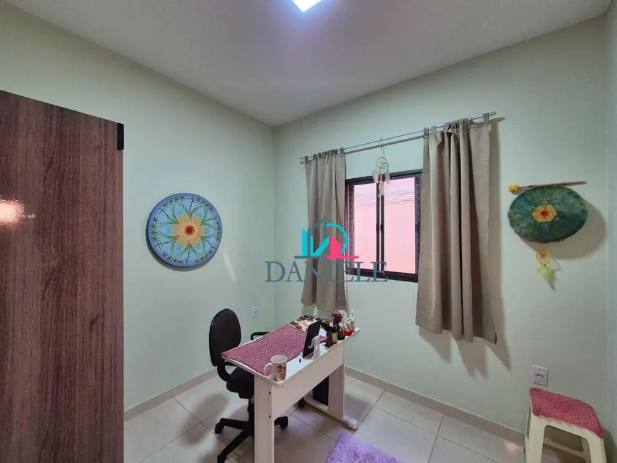 Casa com 2 quartos à venda, 300m2 em Jardim Águas do Paiol, Araraquara - SP - imagem 5 Foto 5 de Casa com 2 quartos à venda, 300m2 em Jardim Águas do Paiol, Araraquara - SP