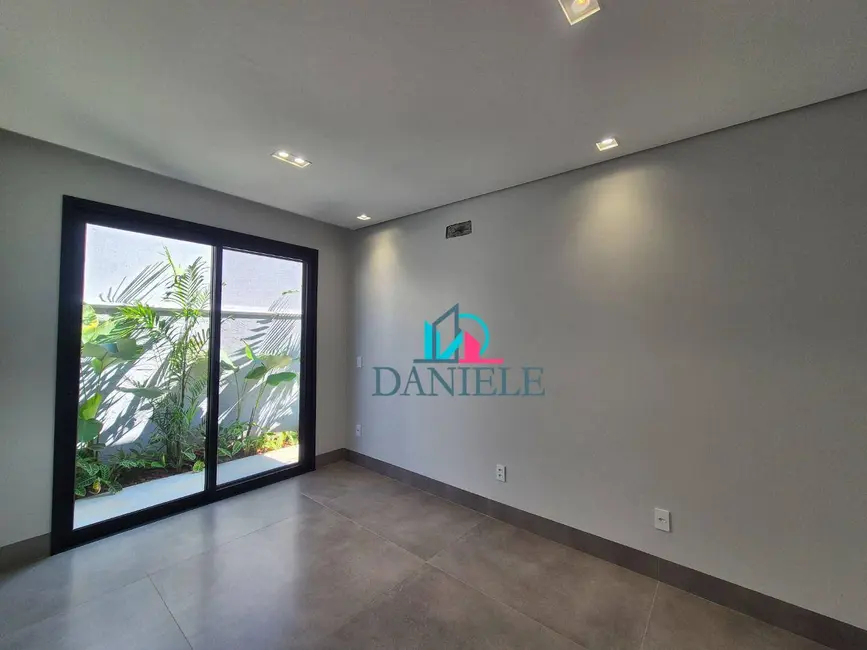 Casa de Condomínio com 3 quartos à venda, 457m2 em Jardim Salto Grande, Araraquara - SP - imagem 4 Foto 4 de Casa de Condomínio com 3 quartos à venda, 457m2 em Jardim Salto Grande, Araraquara - SP