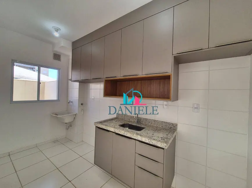 Foto 2 de Apartamento com 2 quartos à venda, 111m2 em Jardim Botânico, Araraquara - SP