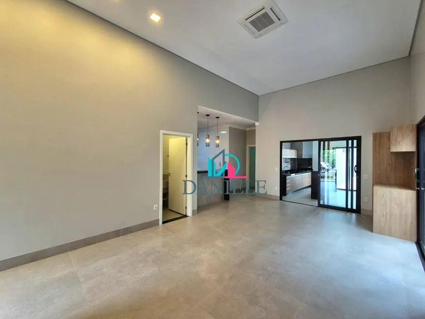 Casa de Condomínio com 3 quartos à venda, 336m2 em Jardim Imperador, Araraquara - SP - imagem 6 Foto 6 de Casa de Condomínio com 3 quartos à venda, 336m2 em Jardim Imperador, Araraquara - SP