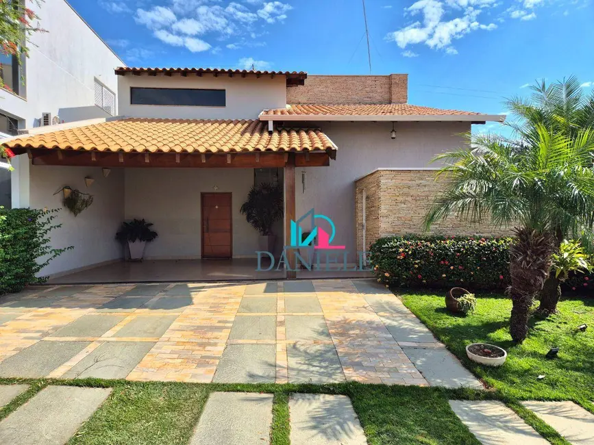 Casa de Condomínio com 3 quartos à venda, 378m2 em Jardim Imperador, Araraquara - SP - imagem 1 Foto 1 de Casa de Condomínio com 3 quartos à venda, 378m2 em Jardim Imperador, Araraquara - SP