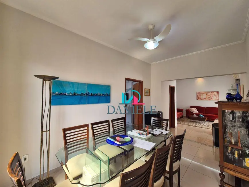Casa de Condomínio com 3 quartos à venda, 378m2 em Jardim Imperador, Araraquara - SP - imagem 8 Foto 8 de Casa de Condomínio com 3 quartos à venda, 378m2 em Jardim Imperador, Araraquara - SP