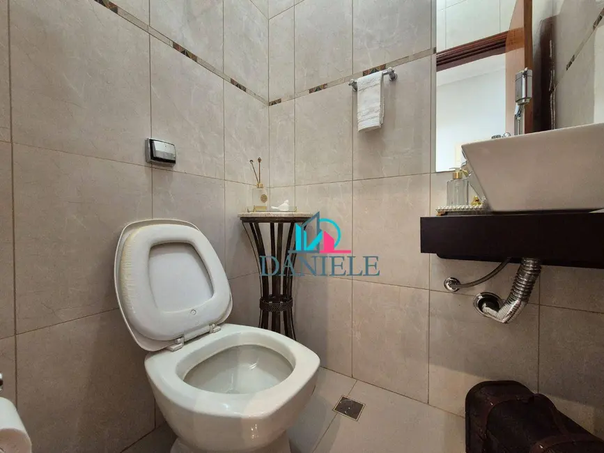Casa de Condomínio com 3 quartos à venda, 378m2 em Jardim Imperador, Araraquara - SP - imagem 6 Foto 6 de Casa de Condomínio com 3 quartos à venda, 378m2 em Jardim Imperador, Araraquara - SP