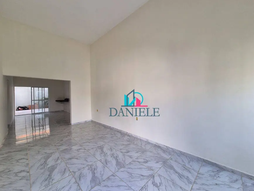 Casa com 2 quartos à venda, 193m2 em Jardim Maria Luiza, Araraquara - SP - imagem 4 Foto 4 de Casa com 2 quartos à venda, 193m2 em Jardim Maria Luiza, Araraquara - SP