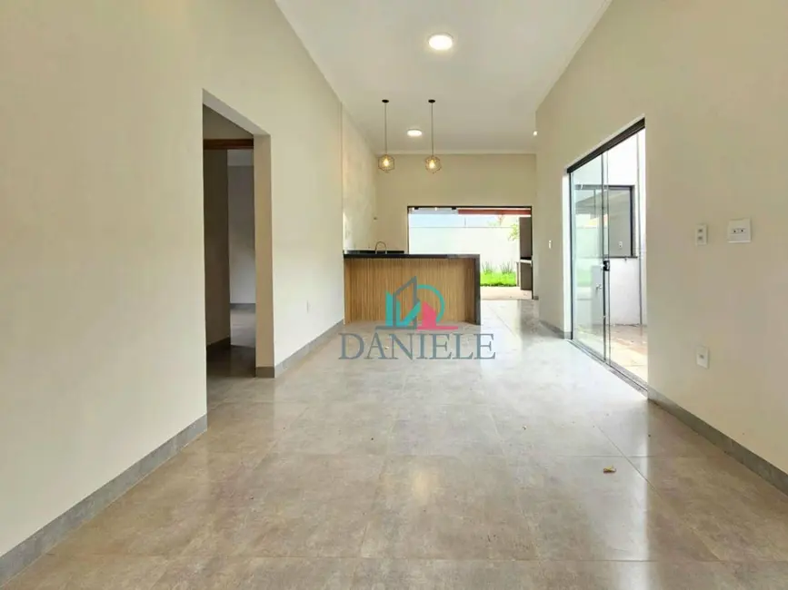 Foto 2 de Casa de Condomínio com 3 quartos à venda, 265m2 em Jardim Maria Luiza IV, Araraquara - SP