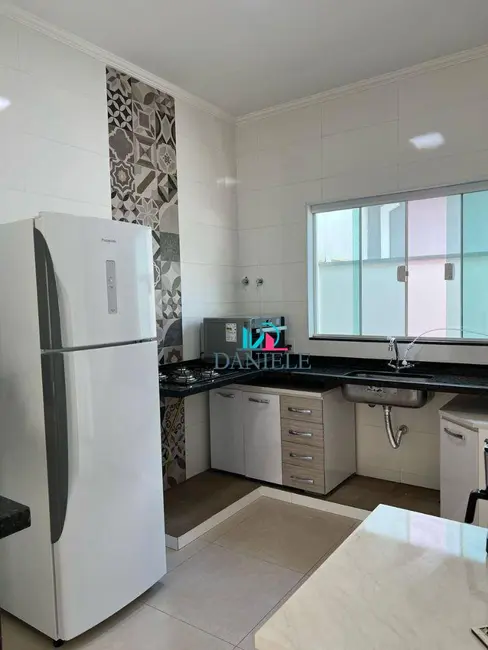 Casa de Condomínio com 3 quartos à venda, 230m2 em 7º Distrito Industrial (Antonio Zanin), Araraquara - SP - imagem 5 Foto 5 de Casa de Condomínio com 3 quartos à venda, 230m2 em 7º Distrito Industrial (Antonio Zanin), Araraquara - SP