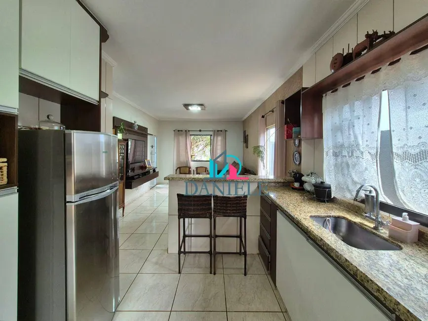 Casa de Condomínio com 2 quartos à venda, 265m2 em Jardim Maria Luiza IV, Araraquara - SP - imagem 7 Foto 7 de Casa de Condomínio com 2 quartos à venda, 265m2 em Jardim Maria Luiza IV, Araraquara - SP