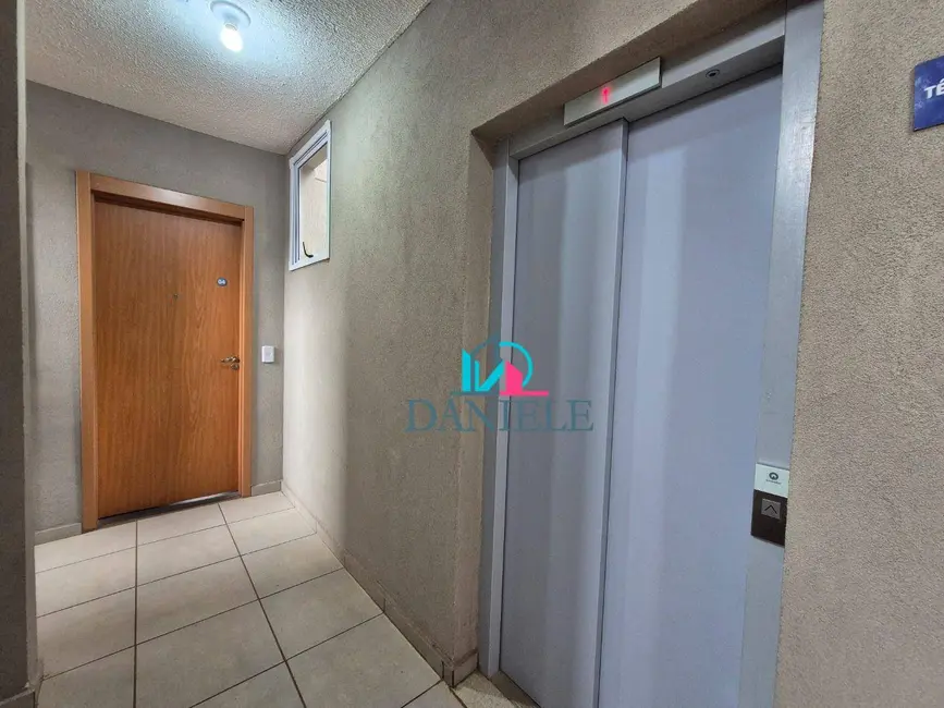 Foto 2 de Apartamento com 2 quartos à venda, 46m2 em Jardim Brasil (Vila Xavier), Araraquara - SP