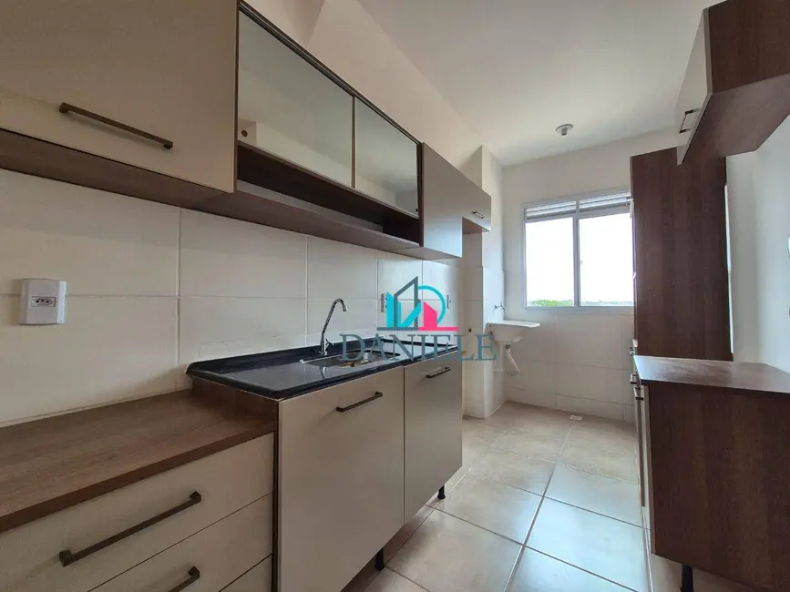 Foto 6 de Apartamento com 2 quartos à venda, 46m2 em Jardim Brasil (Vila Xavier), Araraquara - SP