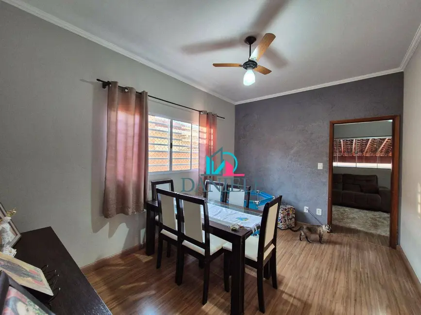 Foto 6 de Casa com 3 quartos à venda, 280m2 em Jardim Santa Angelina, Araraquara - SP