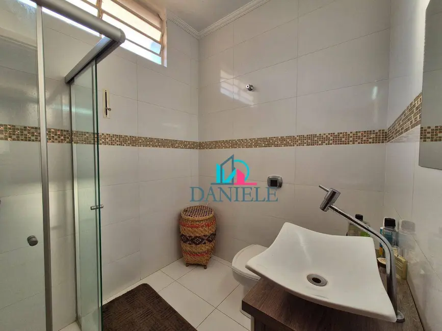 Foto 9 de Casa com 3 quartos à venda, 280m2 em Jardim Santa Angelina, Araraquara - SP