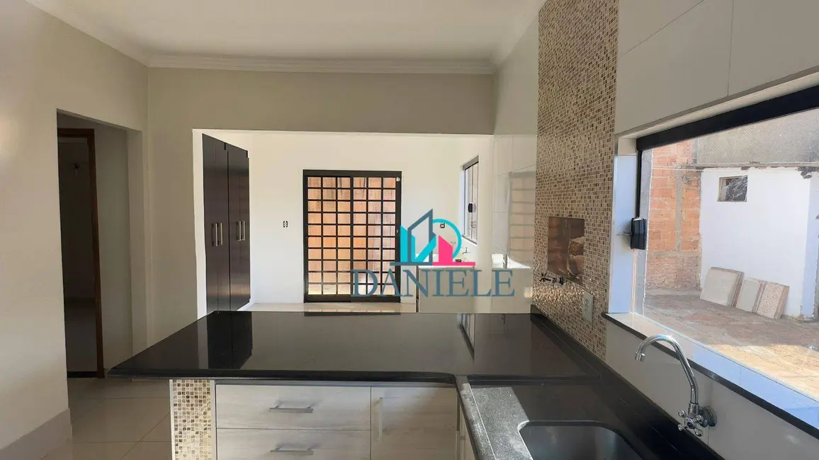 Casa com 2 quartos à venda, 255m2 em Jardim Santa Júlia (Vila Xavier), Araraquara - SP - imagem 7 Foto 7 de Casa com 2 quartos à venda, 255m2 em Jardim Santa Júlia (Vila Xavier), Araraquara - SP