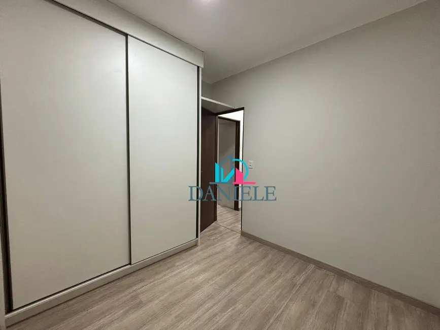 Casa com 2 quartos à venda, 190m2 em Parque Igaçaba, Araraquara - SP - imagem 7 Foto 7 de Casa com 2 quartos à venda, 190m2 em Parque Igaçaba, Araraquara - SP