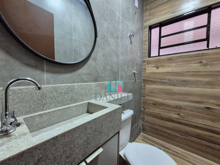 Casa com 2 quartos à venda, 190m2 em Parque Igaçaba, Araraquara - SP - imagem 6 Foto 6 de Casa com 2 quartos à venda, 190m2 em Parque Igaçaba, Araraquara - SP