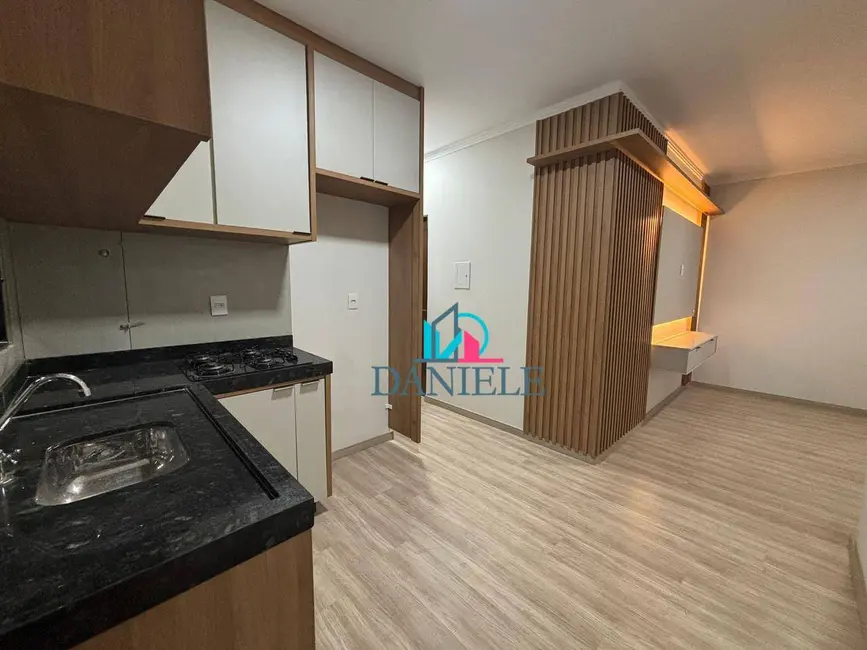 Casa com 2 quartos à venda, 190m2 em Parque Igaçaba, Araraquara - SP - imagem 3 Foto 3 de Casa com 2 quartos à venda, 190m2 em Parque Igaçaba, Araraquara - SP