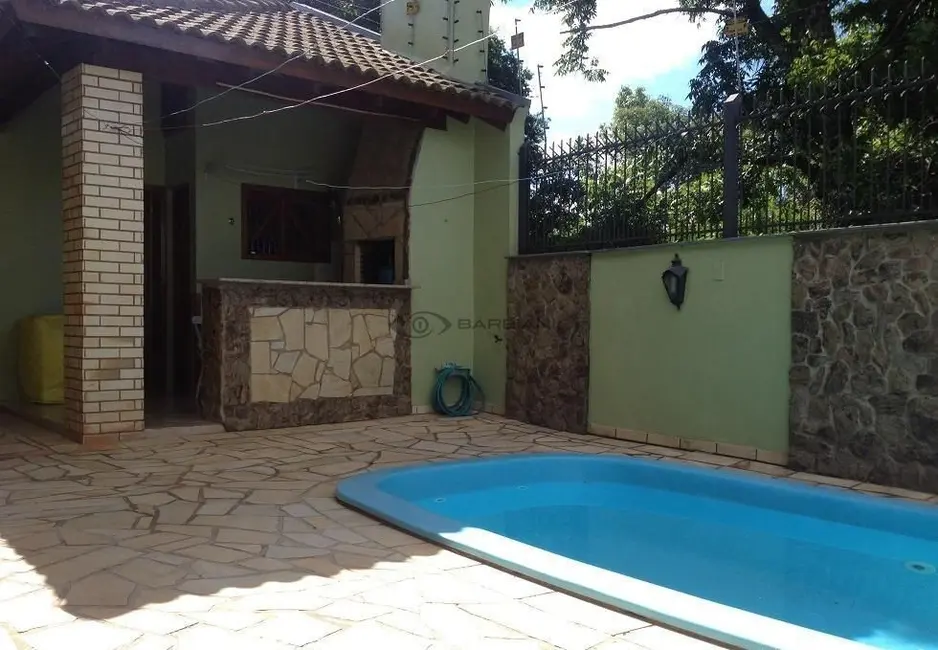 Casa com 3 quartos à venda, 277m2 em Centro, Santa Cruz Do Sul - RS - imagem 9 Foto 9 de Casa com 3 quartos à venda, 277m2 em Centro, Santa Cruz Do Sul - RS