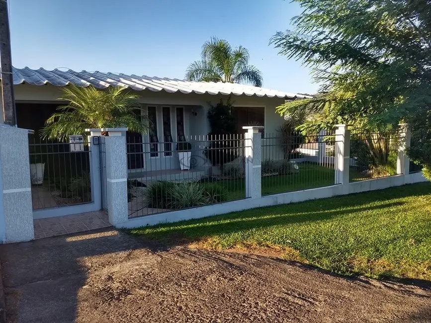 Foto 3 de Casa com 3 quartos à venda, 240m2 em Santo Antônio, Santa Cruz Do Sul - RS