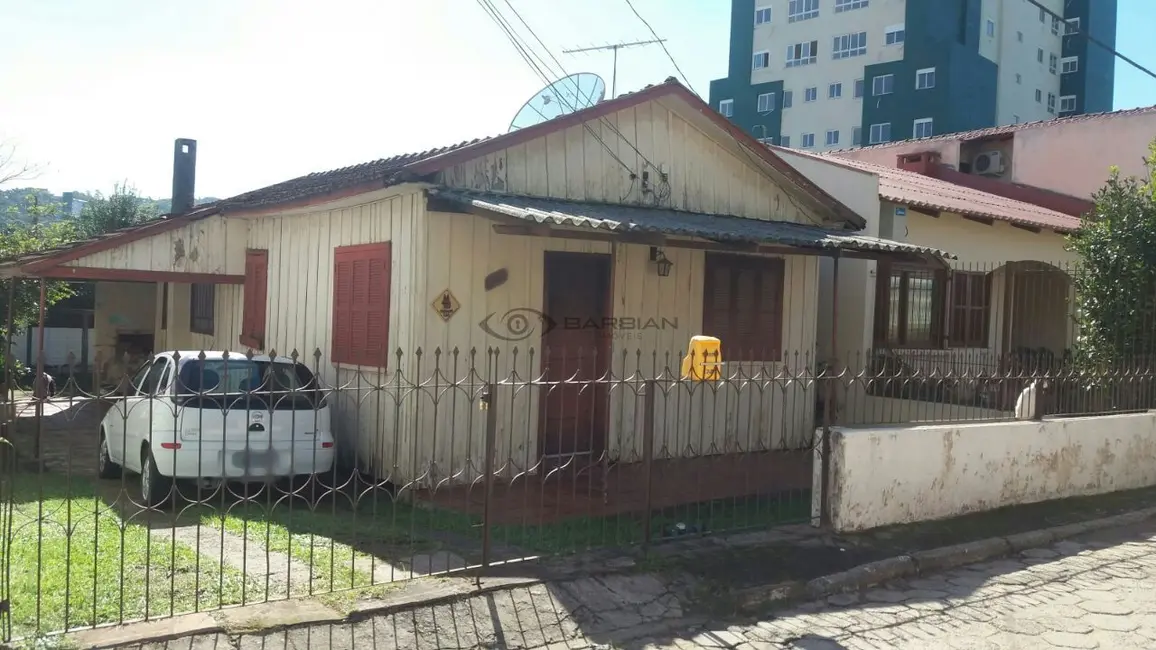 Foto 1 de Terreno / Lote à venda, 394m2 em Centro, Santa Cruz Do Sul - RS