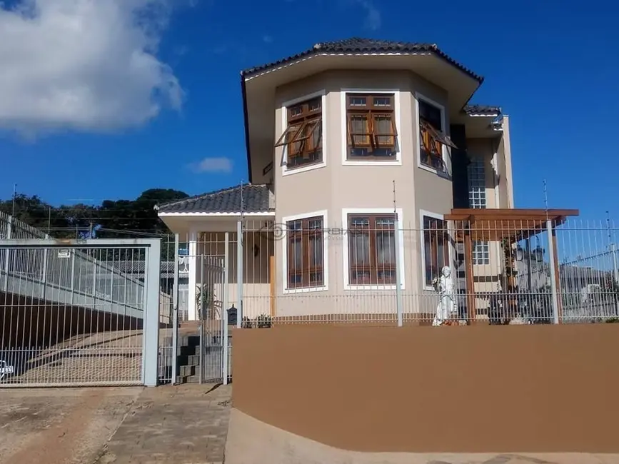 Casa com 3 quartos à venda, 175m2 em Linha Santa Cruz, Santa Cruz Do Sul - RS - imagem 1 Foto 1 de Casa com 3 quartos à venda, 175m2 em Linha Santa Cruz, Santa Cruz Do Sul - RS