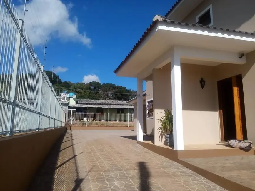 Casa com 3 quartos à venda, 175m2 em Linha Santa Cruz, Santa Cruz Do Sul - RS - imagem 9 Foto 9 de Casa com 3 quartos à venda, 175m2 em Linha Santa Cruz, Santa Cruz Do Sul - RS