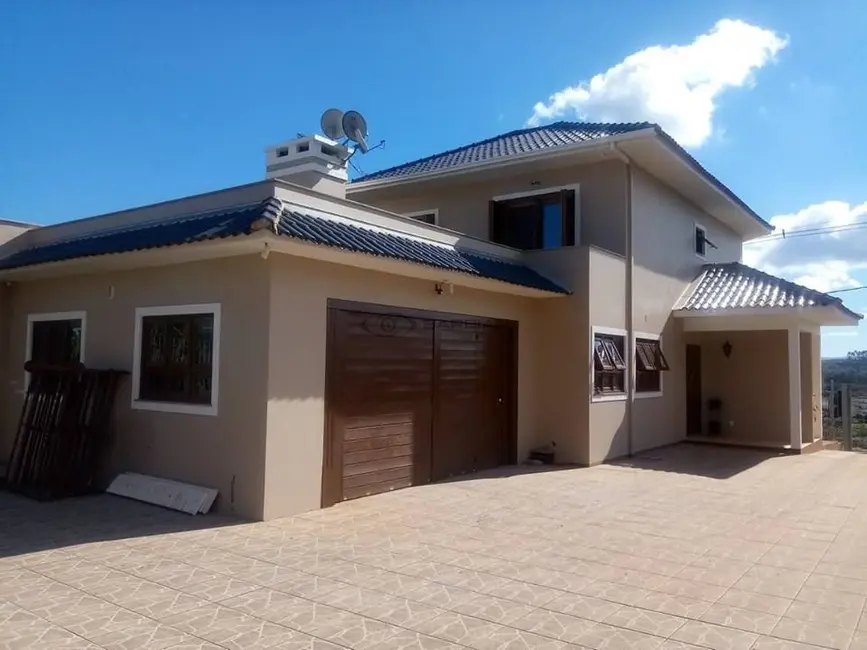 Casa com 3 quartos à venda, 175m2 em Linha Santa Cruz, Santa Cruz Do Sul - RS - imagem 5 Foto 5 de Casa com 3 quartos à venda, 175m2 em Linha Santa Cruz, Santa Cruz Do Sul - RS