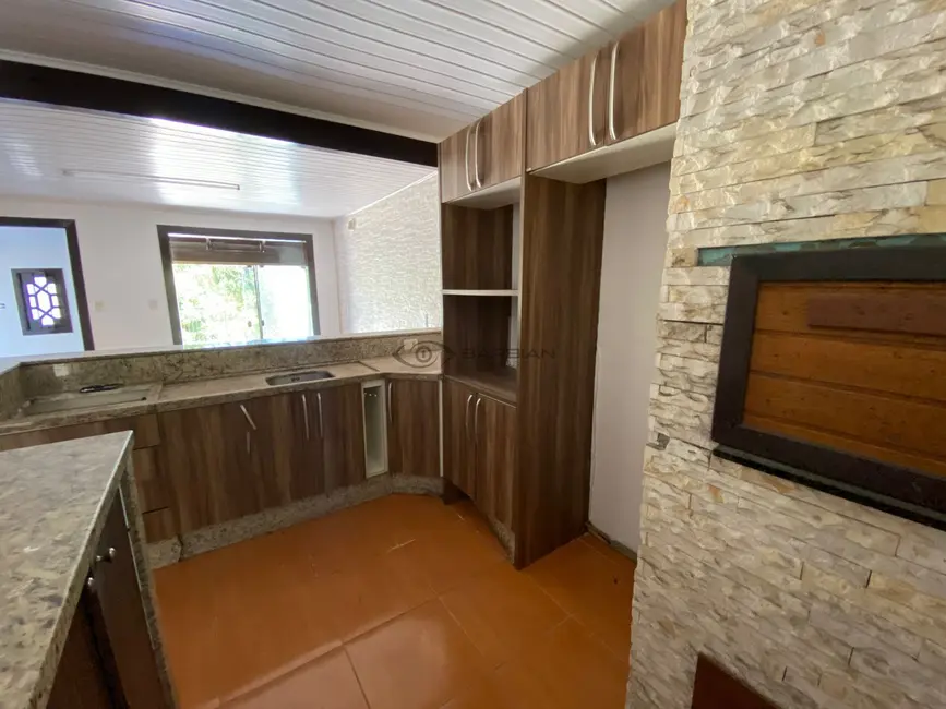 Foto 6 de Casa com 3 quartos à venda, 250m2 em Aliança, Santa Cruz Do Sul - RS