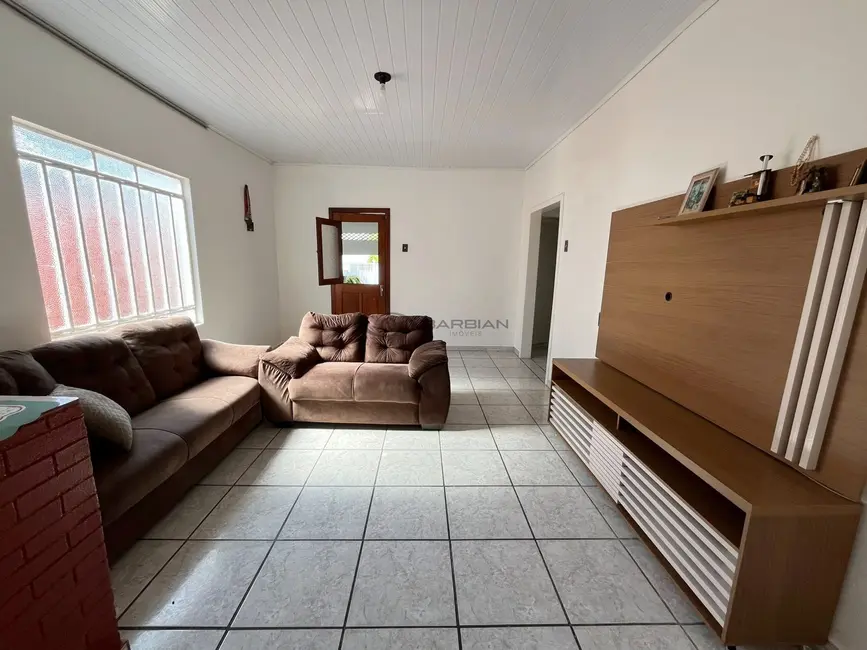 Casa com 3 quartos à venda, 212m2 em Goiás, Santa Cruz Do Sul - RS - imagem 4 Foto 4 de Casa com 3 quartos à venda, 212m2 em Goiás, Santa Cruz Do Sul - RS